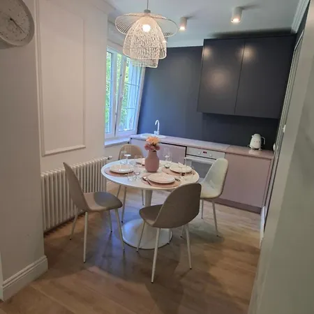 Wiosenna Elegance Appartement *
